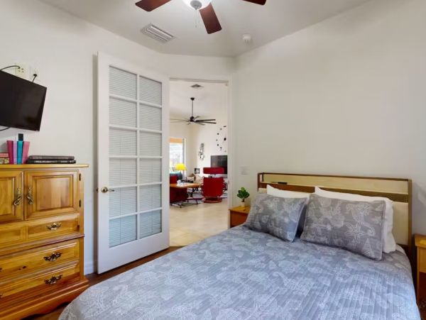 Cape Coral Amazing Getaway Four Bedroom Private Caged Pool