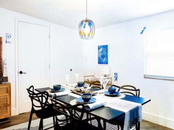 Naples Cozy Two Bedroom Vacation Rental Home