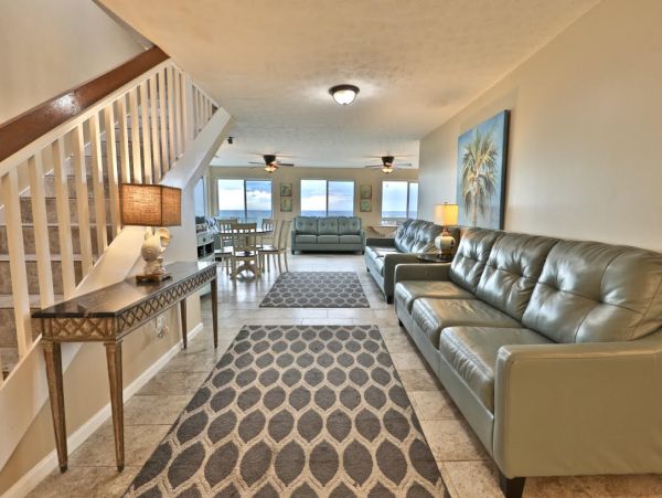 Full Ocean Views 5 Bedroom Vacation Rental