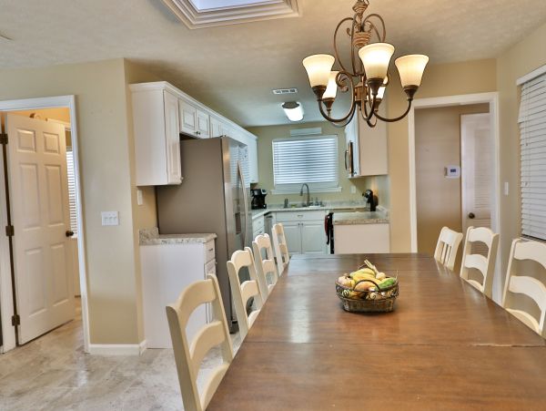 Full Ocean Views 5 Bedroom Vacation Rental