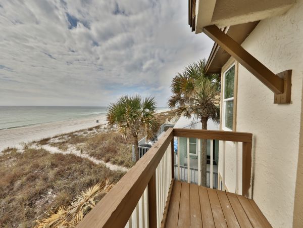 Full Ocean Views 5 Bedroom Vacation Rental