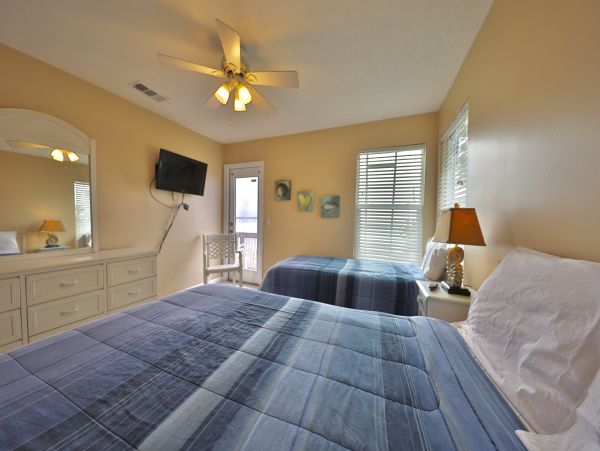 Full Ocean Views 5 Bedroom Vacation Rental