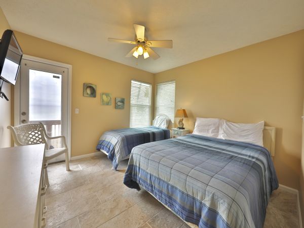 Full Ocean Views 5 Bedroom Vacation Rental