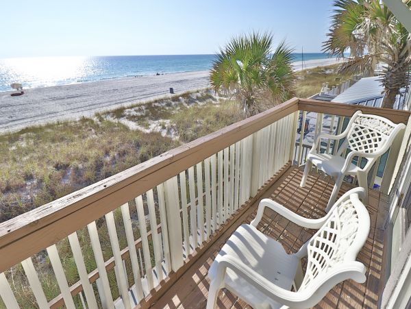 Full Ocean Views 5 Bedroom Vacation Rental