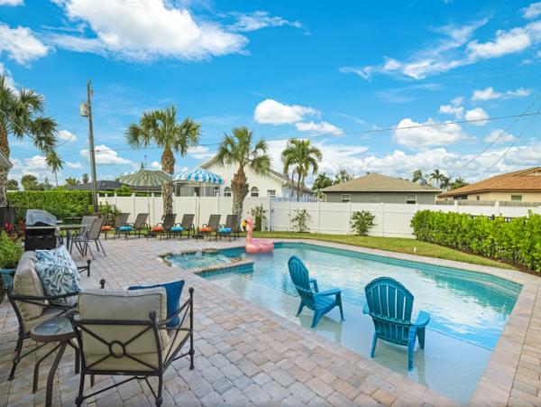 Naples Vacation Duplex with Pool & 2 Bedrooms
