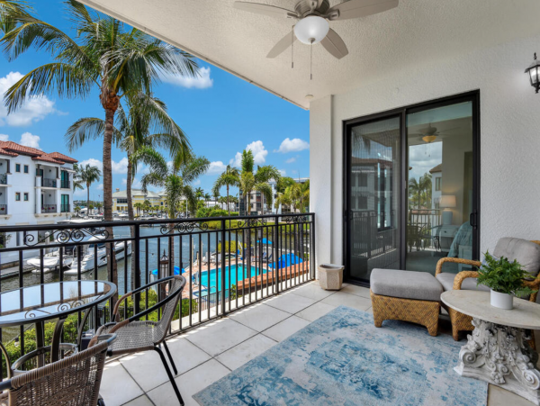 Downtown Naples Luxury Two Bedroom Waterfront Residence