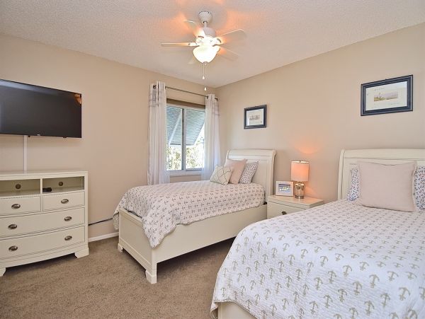 Walk to Beach Siesta Key Vacation Condo Two Bedroom