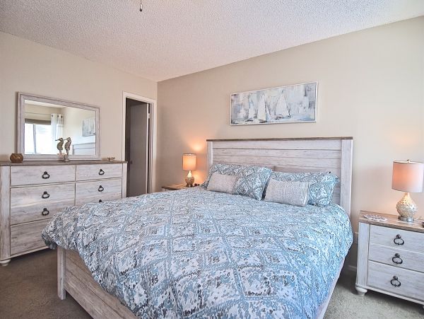 Walk to Beach Siesta Key Vacation Condo Two Bedroom