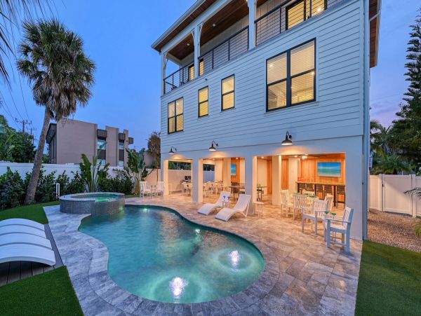 Luxury Vacation Rental 7 Bedroom, Private Pool & Terrace