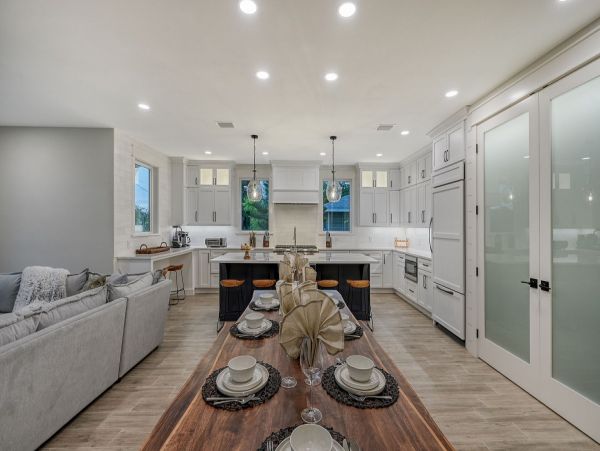 Luxury Vacation Rental 7 Bedroom, Private Pool & Terrace