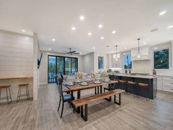 Luxury Vacation Rental 7 Bedroom, Private Pool & Terrace