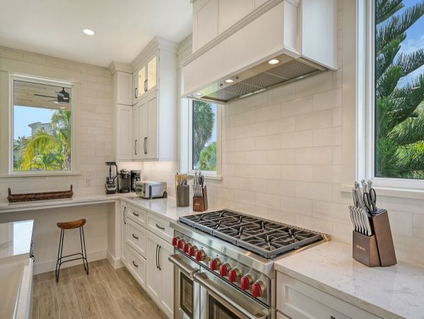 Luxury Vacation Rental 7 Bedroom, Private Pool & Terrace