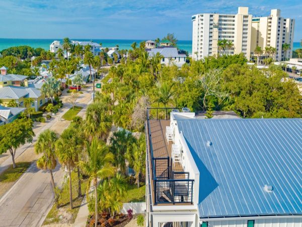 Luxury Vacation Rental 7 Bedroom, Private Pool & Terrace