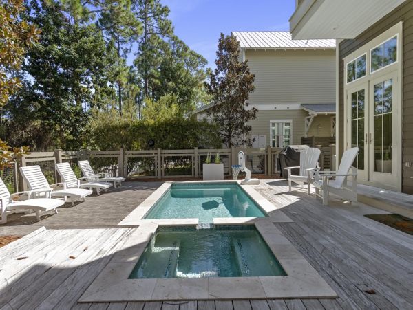 Santa Rosa Beach Beautiful Four Bedroom Vacation Rental