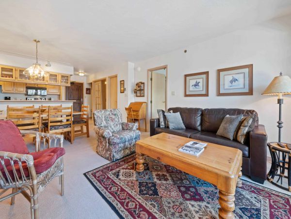 Beaver Creek Two Bedrooms Ski in / Ski out