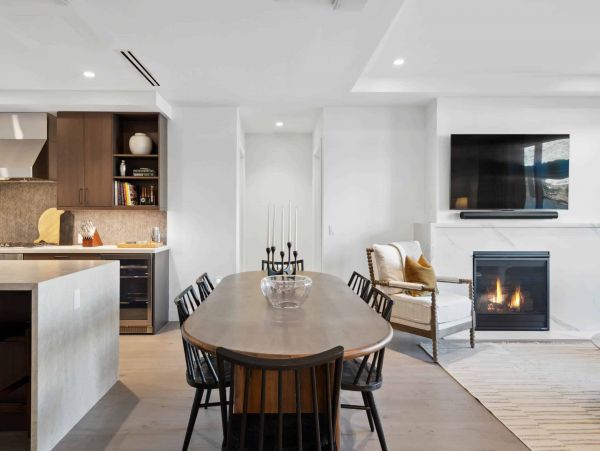 Two Bedroom Mountain Modern Retreat