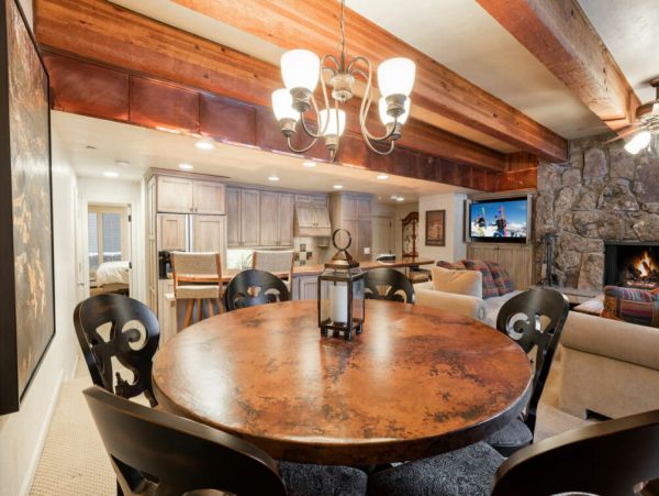 Vail Village 2 Bedroom Luxury Condo