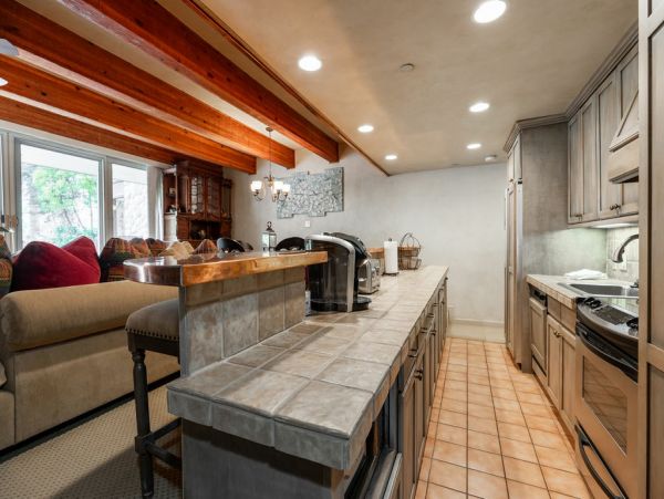 Vail Village 2 Bedroom Luxury Condo