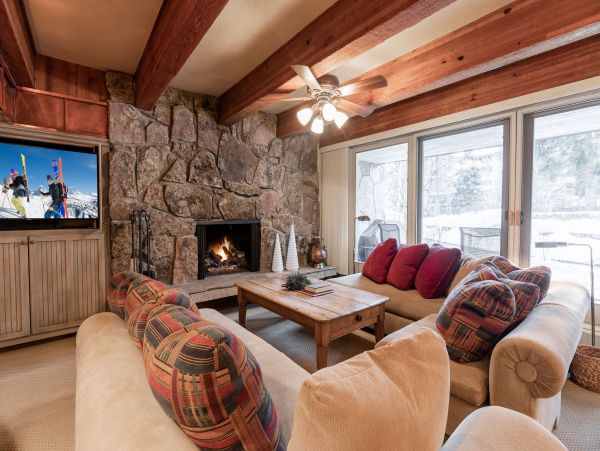 Vail Village 2 Bedroom Luxury Condo