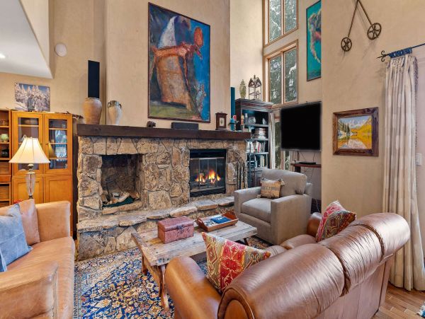 Ski In Ski Out Luxury 6 Bedroom Home in Beaver Creek