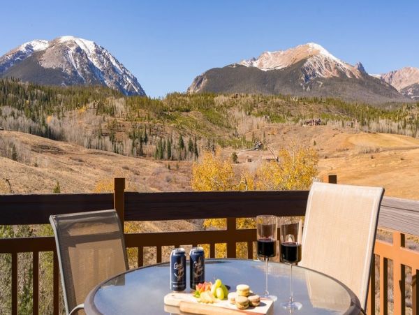 Silverthorne Mountain View Eight Bedroom Vacation Estate