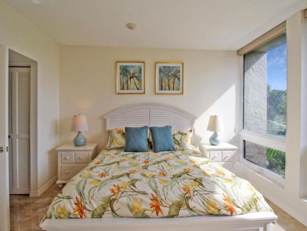 Gulf Front Longboat Key Vacation Condo Two Bedroom