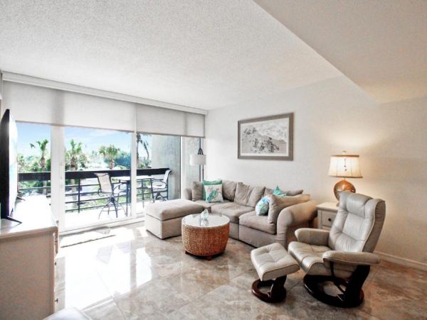 Gulf Front Longboat Key Vacation Condo Two Bedroom
