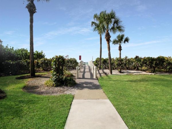 Gulf Front Longboat Key Vacation Condo Two Bedroom