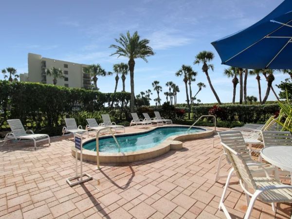 Gulf Front Longboat Key Vacation Condo Two Bedroom