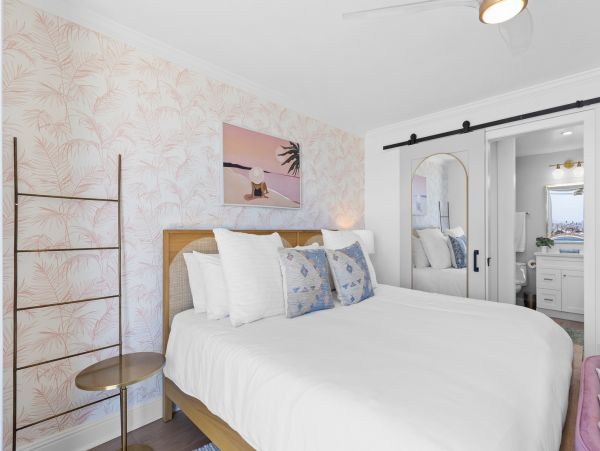 Bayfront Two Bedroom Vacation Rental in Mission Beach