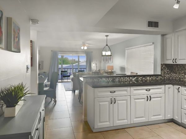 Beautiful Siesta Key Vacation Condo Community Pool