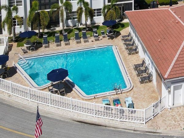 Beautiful Siesta Key Vacation Condo Community Pool