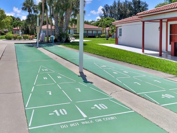 Beautiful Siesta Key Vacation Condo Community Pool