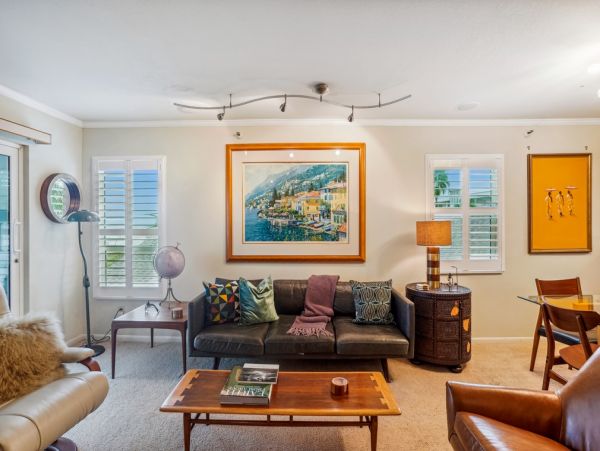 Relaxing Gulf-Front Getaway with Stunning Views and Cozy Comfort