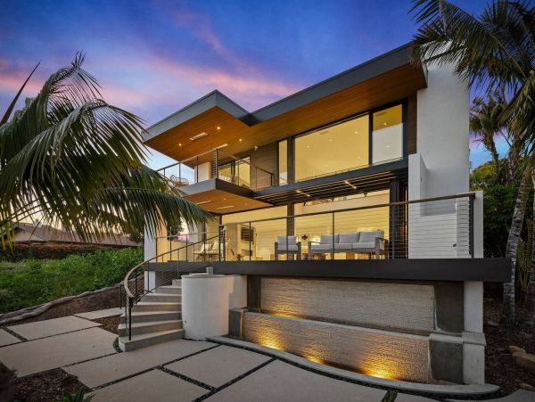 Modern Luxury Santa Barbara with Amazing Views