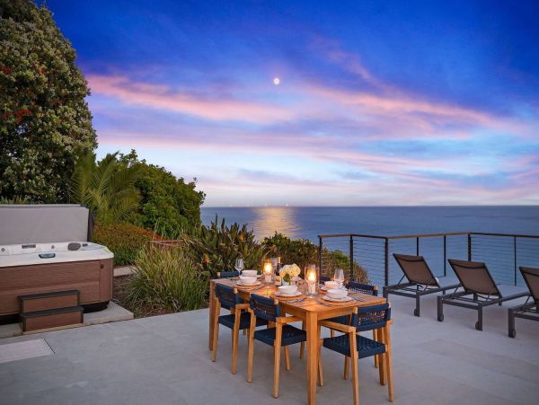 Modern Luxury Santa Barbara with Amazing Views