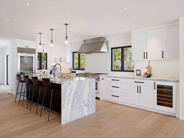 Modern Luxury Santa Barbara with Amazing Views