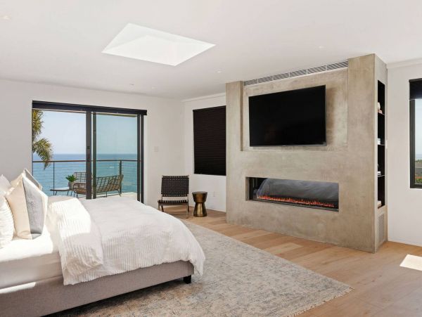 Modern Luxury Santa Barbara with Amazing Views