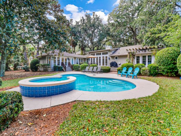 Beautiful Hilton Head Vacation Rental 5 Bedrooms & Pool