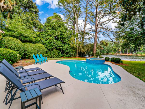 Beautiful Hilton Head Vacation Rental 5 Bedrooms & Pool
