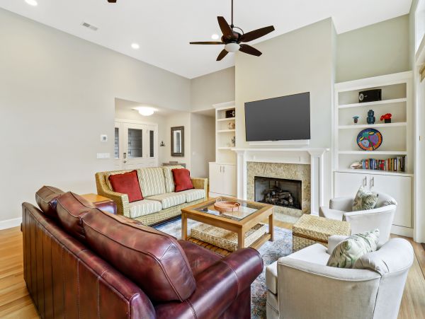 Beautiful Hilton Head Vacation Rental 5 Bedrooms & Pool