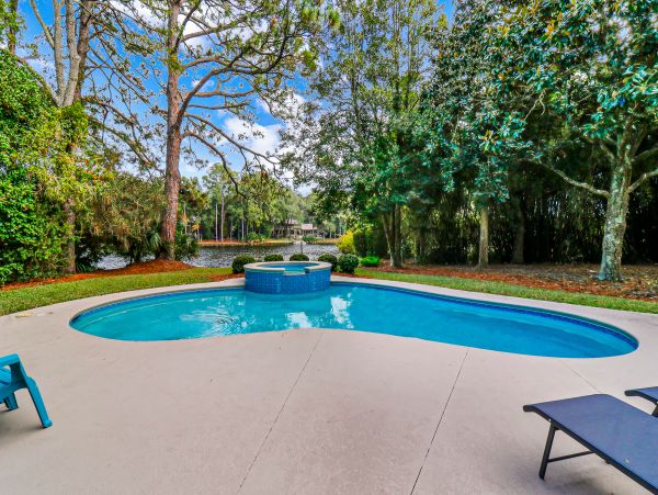 Beautiful Hilton Head Vacation Rental 5 Bedrooms & Pool
