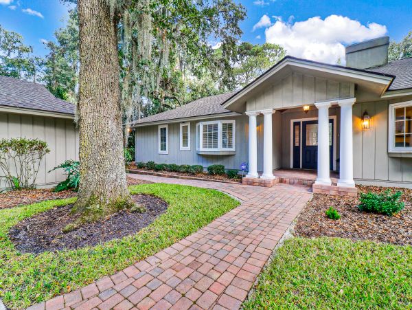 Beautiful Hilton Head Vacation Rental 5 Bedrooms & Pool