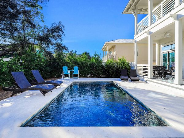 Blue Mountain Beach 6 Bedroom Private Pool & Near the Beach