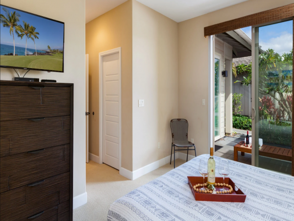 Waimea Vacation Rental with 3 Bedroom for groups up to 8