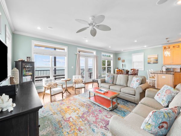 Beach-Front Cape San Blas Vacation Rental