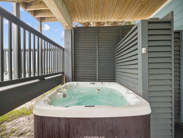 Beach-Front Cape San Blas Vacation Rental