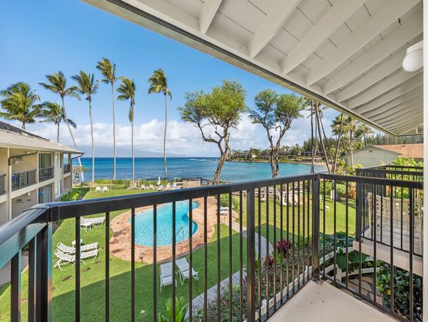 Cozy 1BD Condo Ocean Views from Napili Bay a Tropical Winter Retreat!