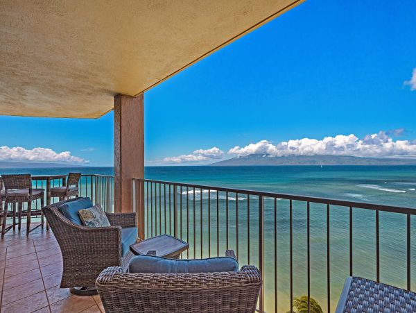 Oceanfront Kahana Vacation Condo Two Bedroom