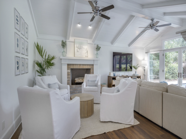 Luxury Four Bedroom Four bathroom Pool Home